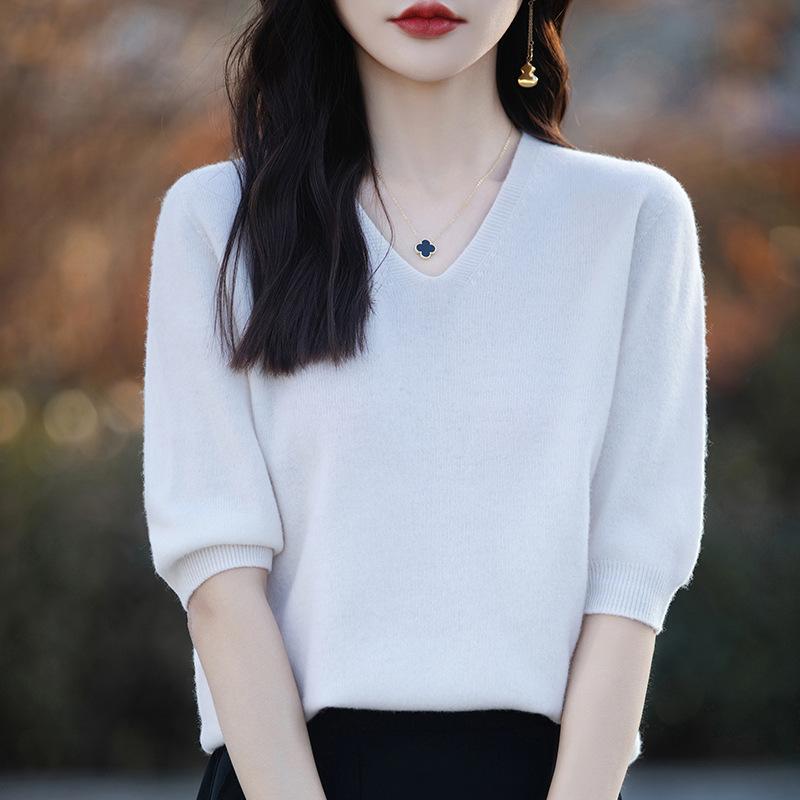 Spring and Summer New V-neck Short-sleeved Knitted Sweater Women's Top Wear Inside and Outside Bottoming Shirt