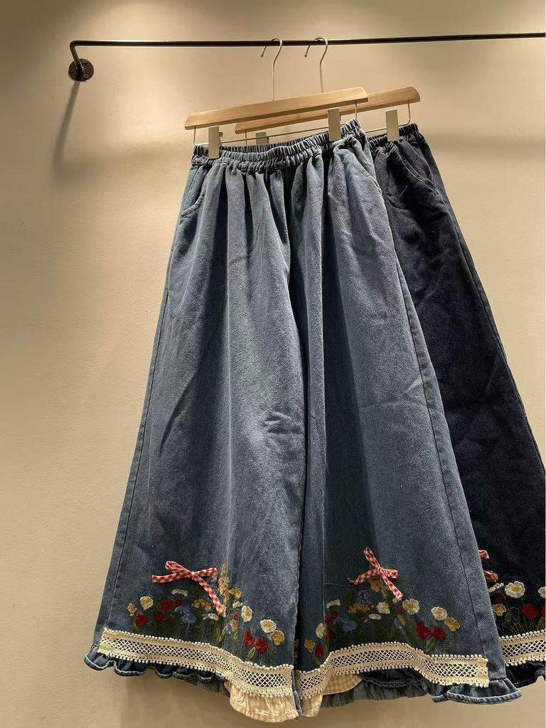 Haftowane Jeansy Szerokie Nogawki z Elastyczną Talia w Stylu Mori Girl dla Kobiet