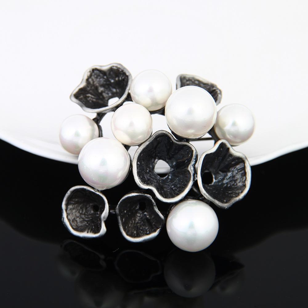 Hot Retro Alloy Brooch Clothing Premium Light Luxury Clothing Accessories Pin Jewelry Pearl Brooch