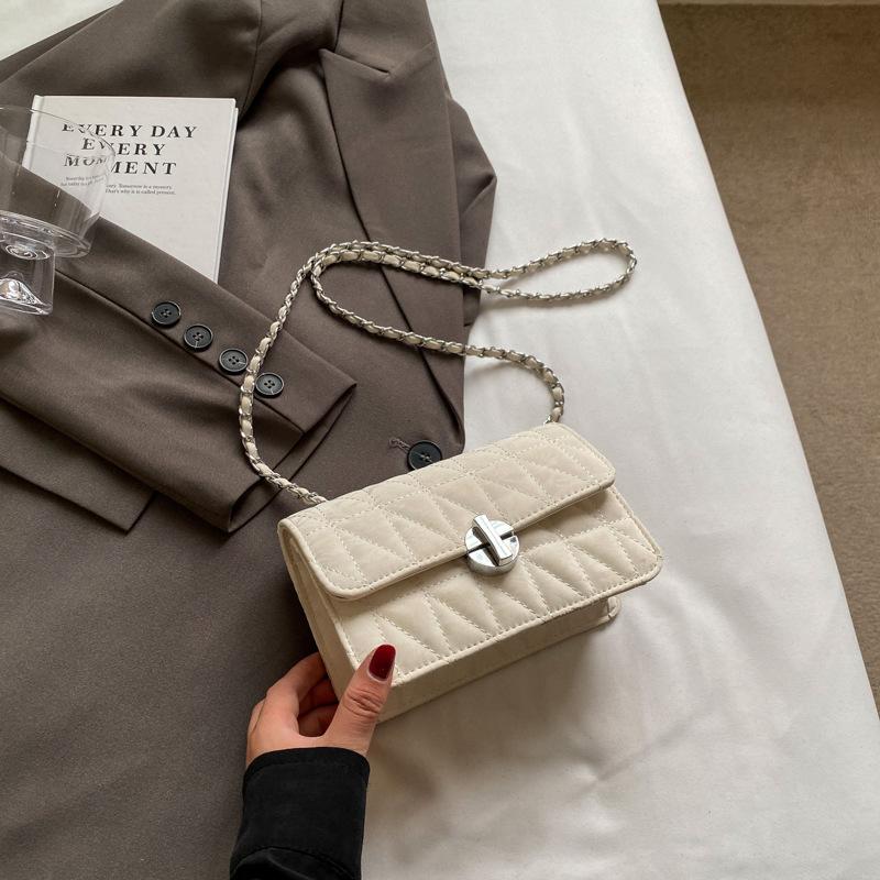 

Модная сумка на цепочке через плечо, женская маленькая квадратная сумка через плечо, сумка-подмышка Niche High-Value Diamond Commuter покинуть белый