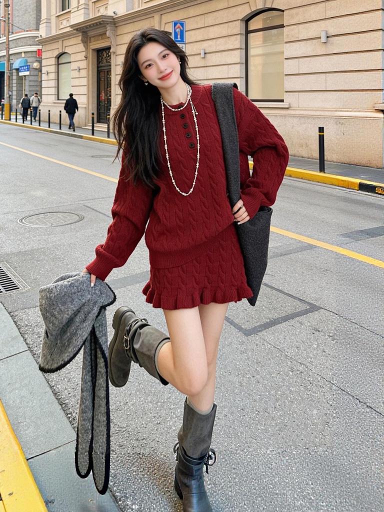 2026 Autumn/Winter Korean-Style Casual Loose Knit Fishtail Skirt & Cable Knit Pullover Sweater Set for Women