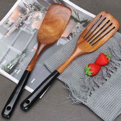 Stoviglie – Set di utensili da cucina