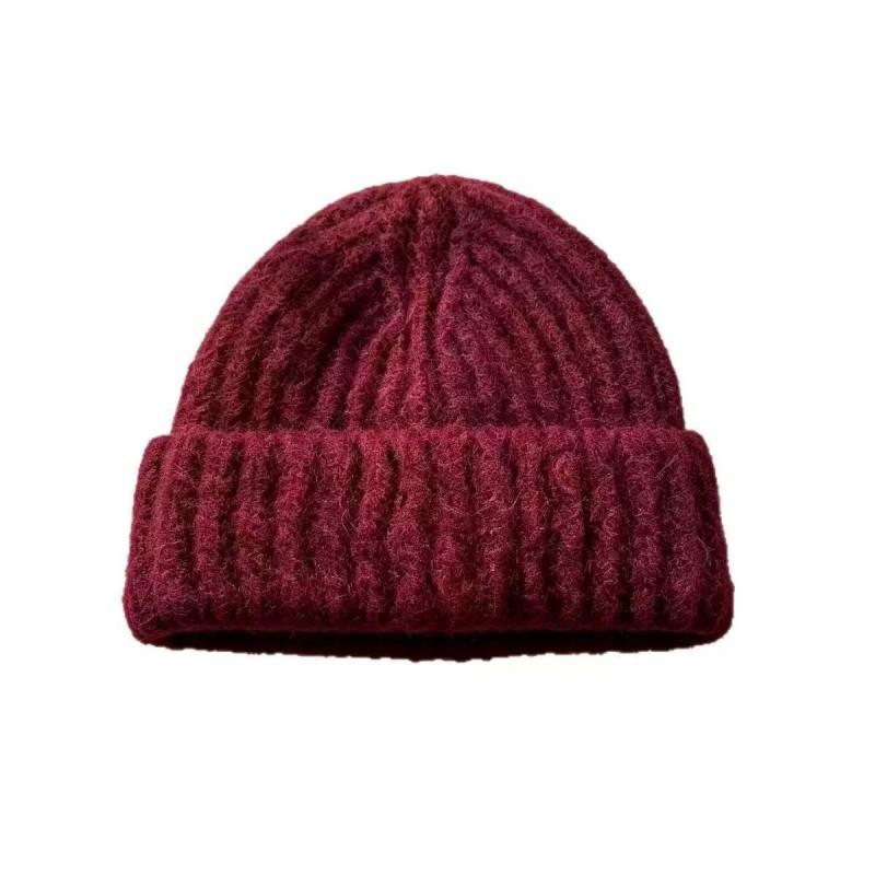 2026 Winter Solid Color Knit Beanie Hat Women Warm Ear-Protective Slimming Face Fit Casual Daily Wear