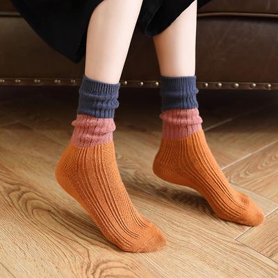 Damen Herbst und Winter Retro Warm Farblich Passend In der Tube Flor Flor Baumwollsocken