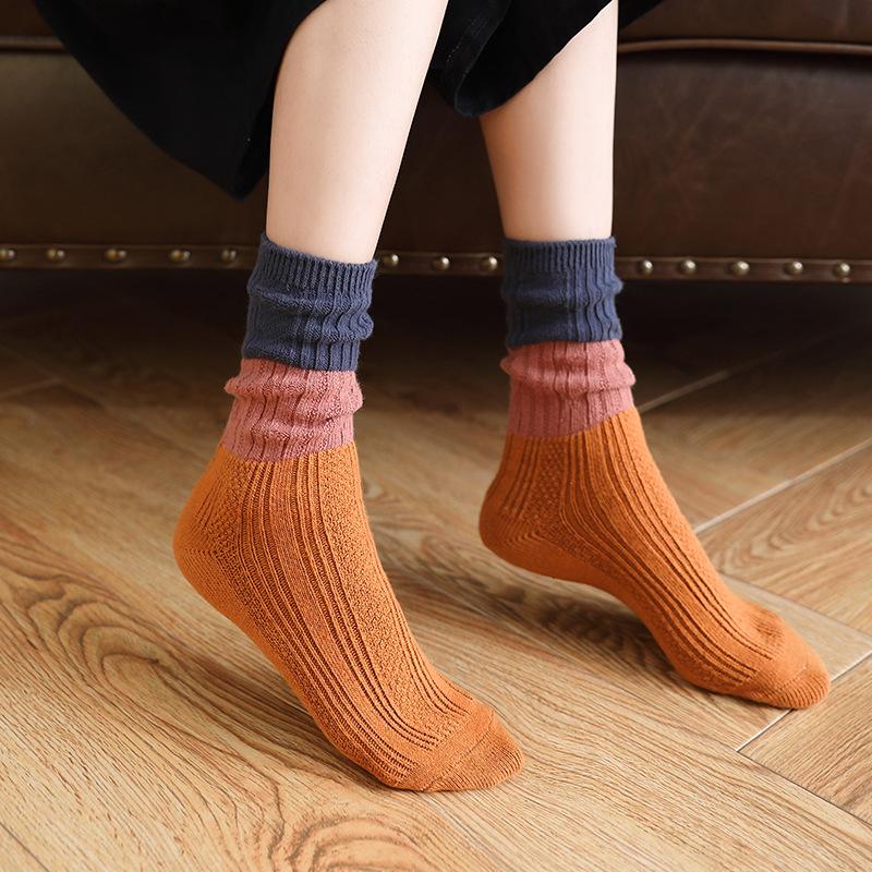 Female Autumn and Winter Retro Warm Match Color In The Tube Pile Pile Cotton Socks