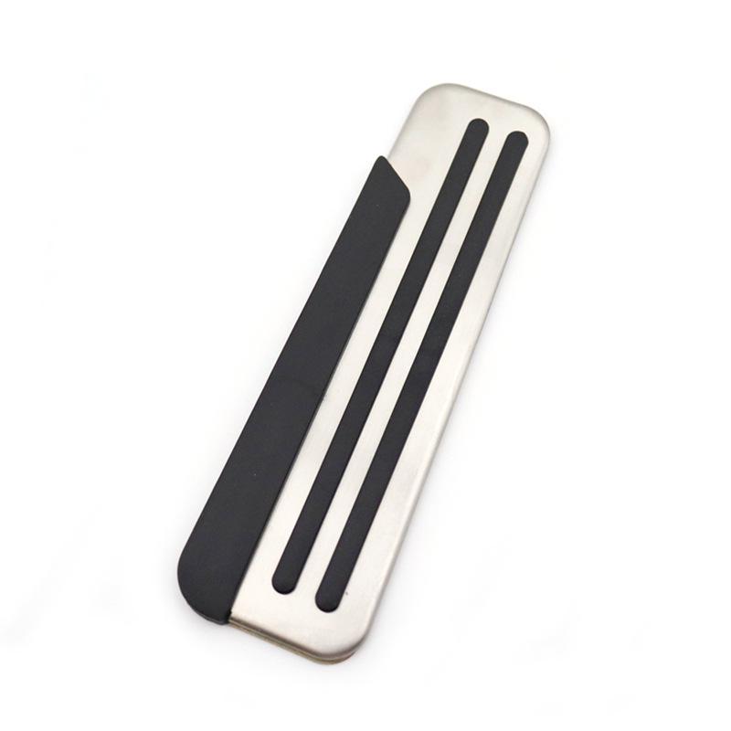 Non-Slip Decorative Pedal Set for Nissan Qashqai - Accelerator, Brake, and Rest