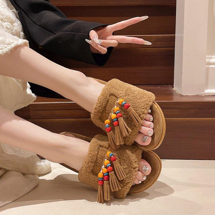Fashion Fashion Designer Tassel Slippers Women's Luxury Fur Shoes 2025 Summer New Retro Women Open Toe Flat Slides