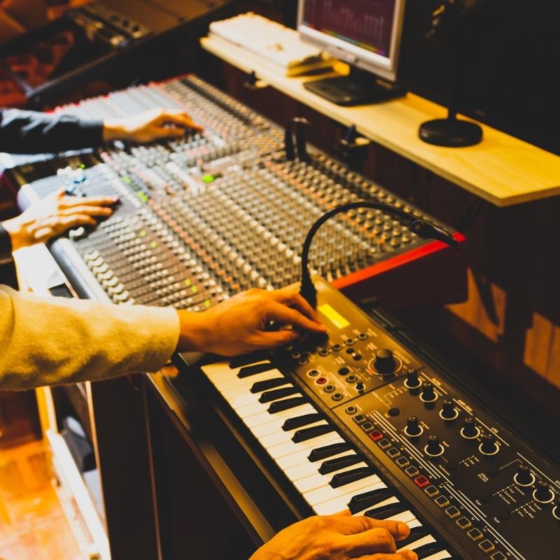 High Fidelitys MIDIto XLRAdapter Audios Cable DIN 5Pin To XLRMale Female Audios Cable for Professional Sound Equipment