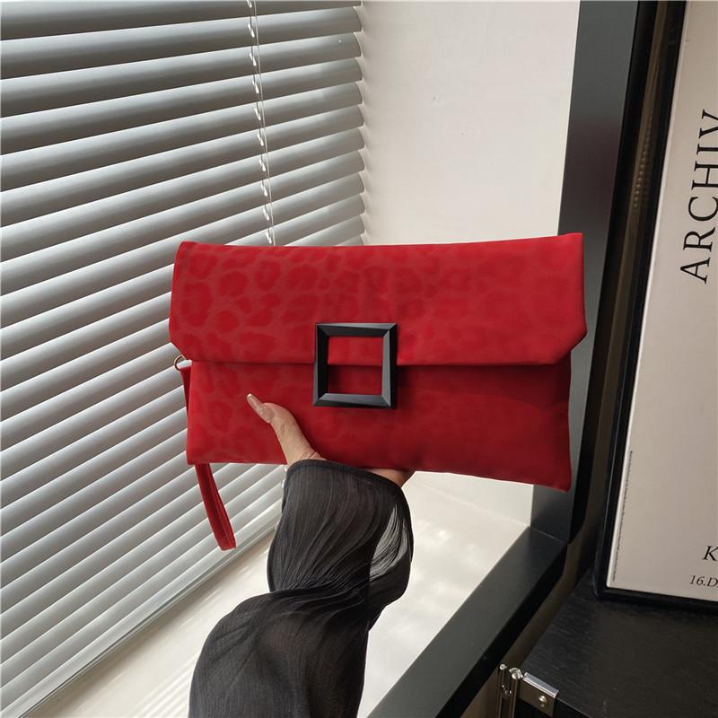 

Популярные женские сумки весна новые женские сумки-конверты простые ретро клатчи повседневные сумки женские сумки красный
