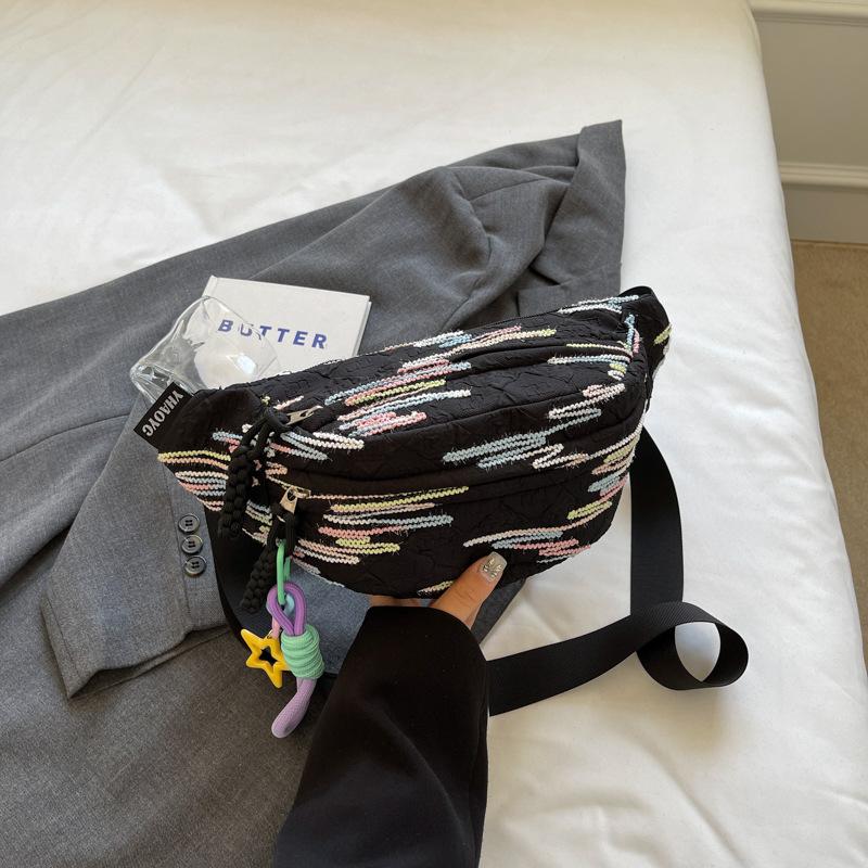 

A Fresh and Cute Casual Small Bag A Waist Bag and Crossbody Bag for Female College Students with pendant чорний