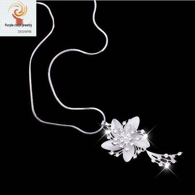 Collier Chaîne Pull Ange Fille Fleur Automne/Hiver: Mode Coréenne Personnalité avec Design de Paon pour Femmes