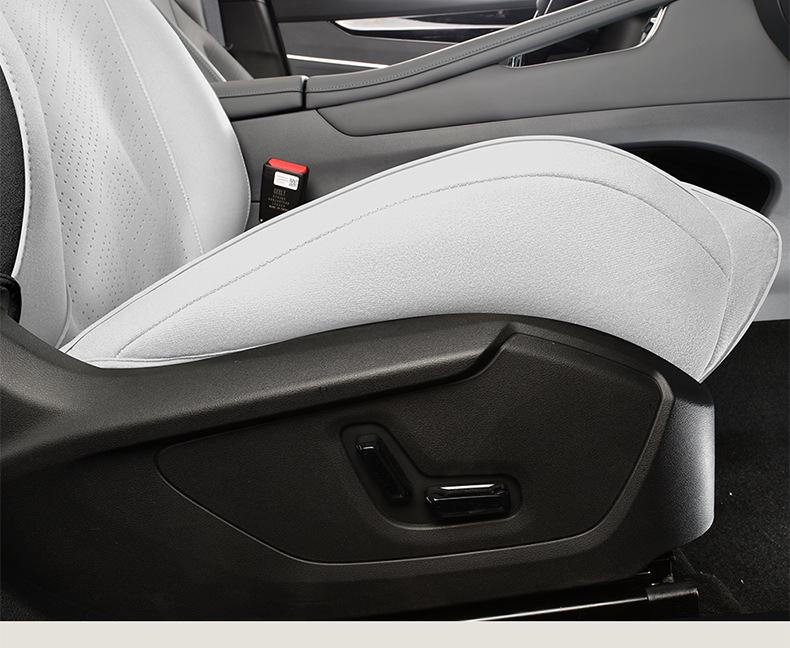 Idealna do Geely Boyue 2026, ta oddychająca pokrowiec na siedzenie zapewnia pełne pokrycie i jest idealna do ulepszenia wnętrza Twojego samochodu.