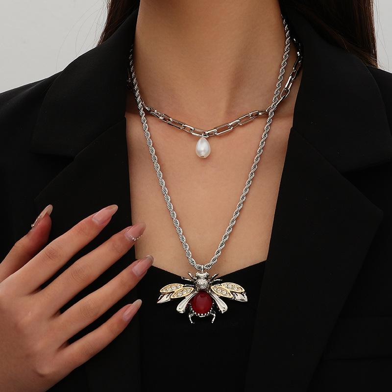 Personalized Retro Insect Water Drop Animal Earrings Necklace Niche High-end Precision Earrings Women