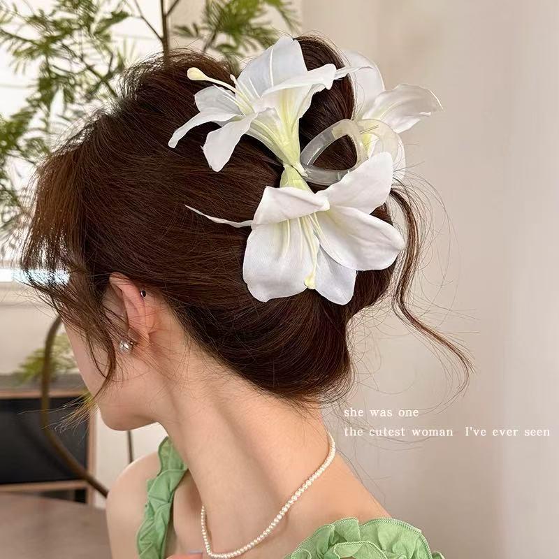 Korean High-End Acrylic Flower Hair Clip for Women - Large Shark Clip for Voluminous Styles