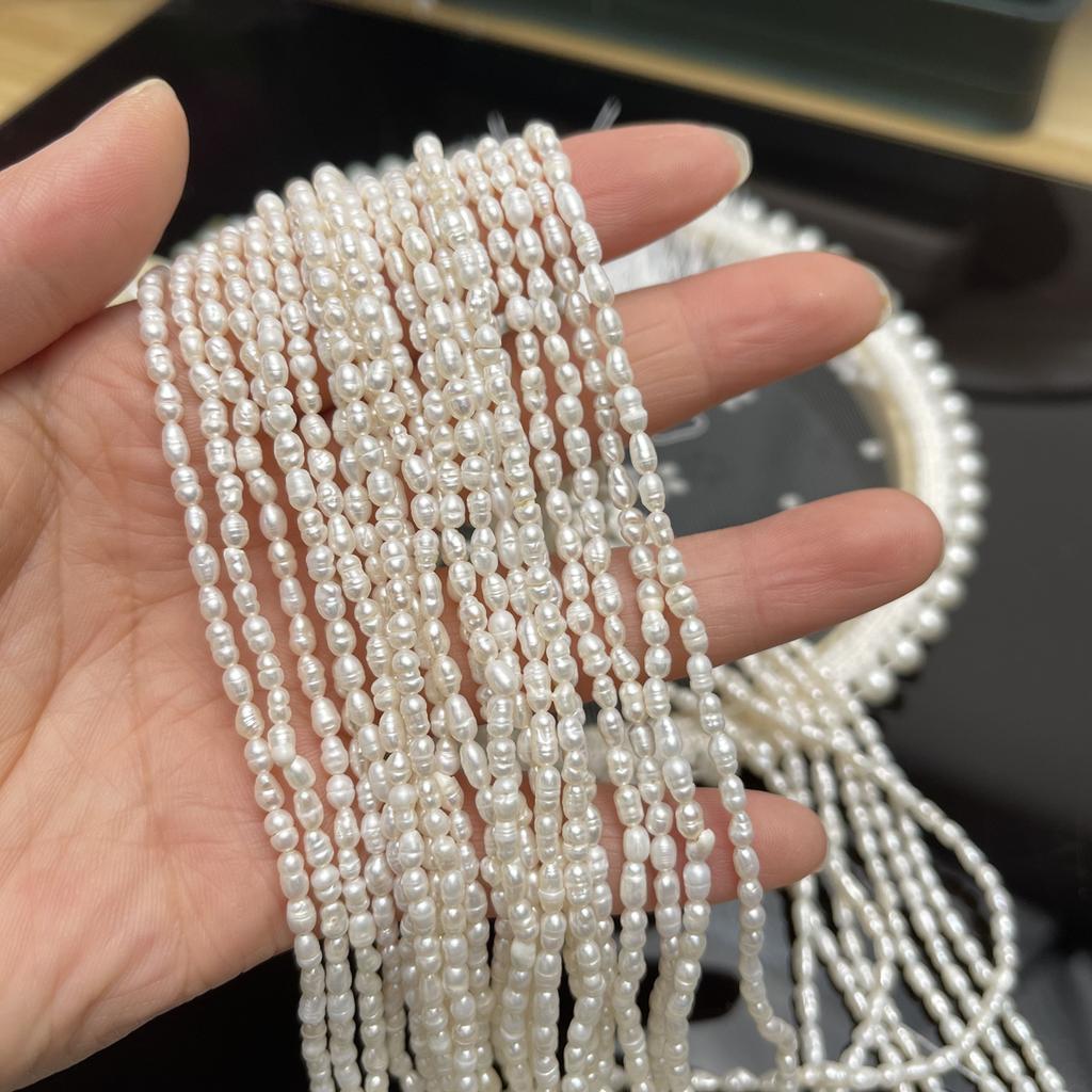 1String, White Natural Freshwater Pearls, Handmade Rice Pearl Beads for Jewelry Making DIY Necklaces, Bracelets Crafts (Beads 2.8-3.2mm, Length 36cm)