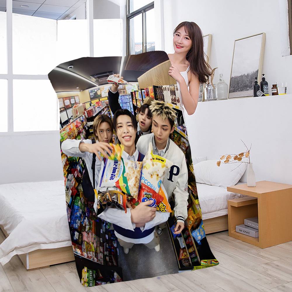 Korea L-l-lNGSHOT cool Movie Microfiber Printed Beach Towel Mountain Climbing Yoga Beach Swimming Running Absorbent Soft Towel W30*H60(CM)