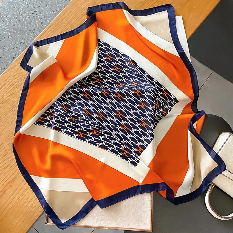 

Women New Style Headscarf The Four Seasons Design Kerchief Popular 70X70Cm Square Scarves Luxury Sunscreen Beach Silk Hijab 70x70cm
