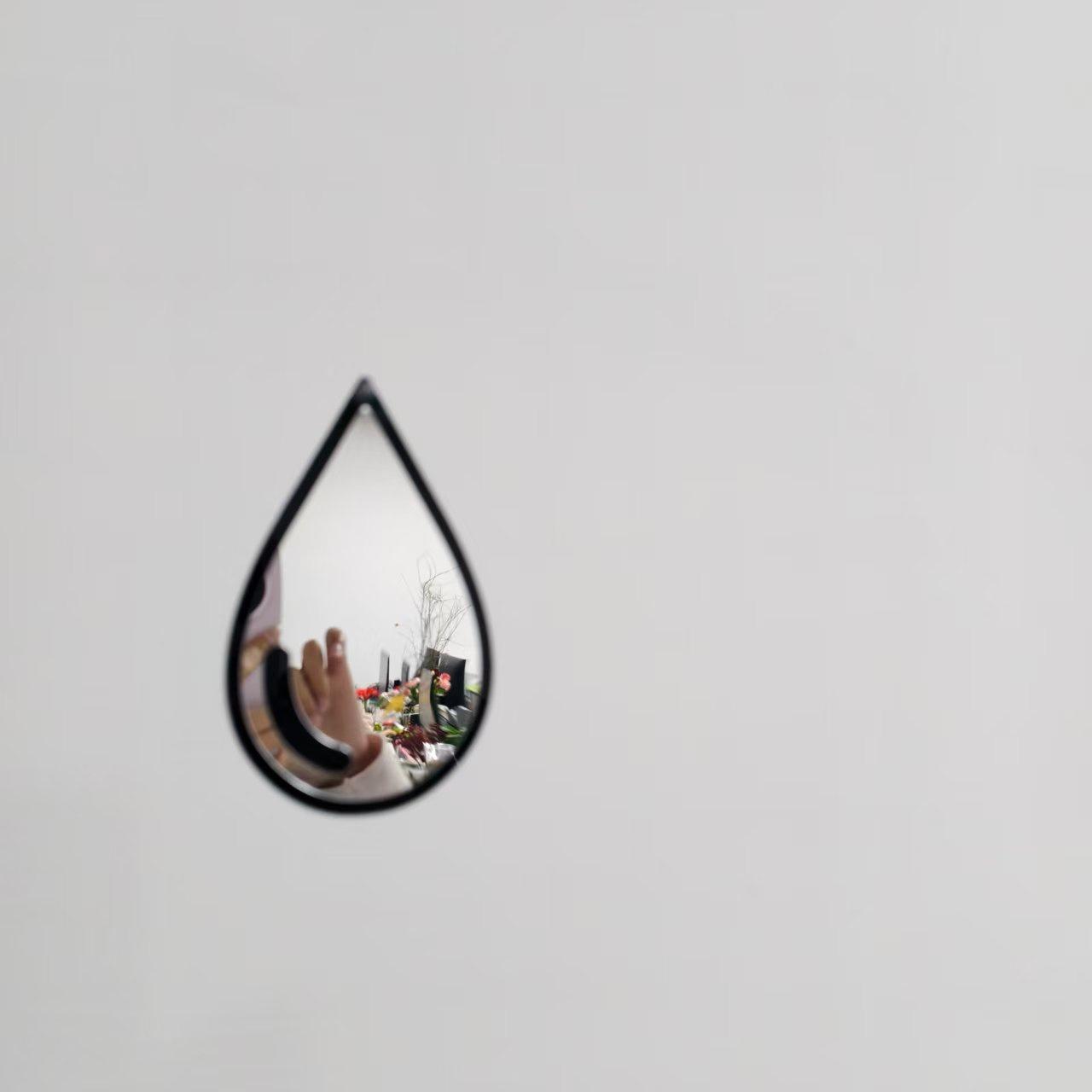 

3/6pcs Water Droplet Shaped Mirror Wall Stickers,Suitable for home decoration,DIY wall stickers,self-adhesive installation 3pcs