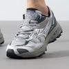 MIZUNO Men's D1GH2412-02 Retro Running Shoes