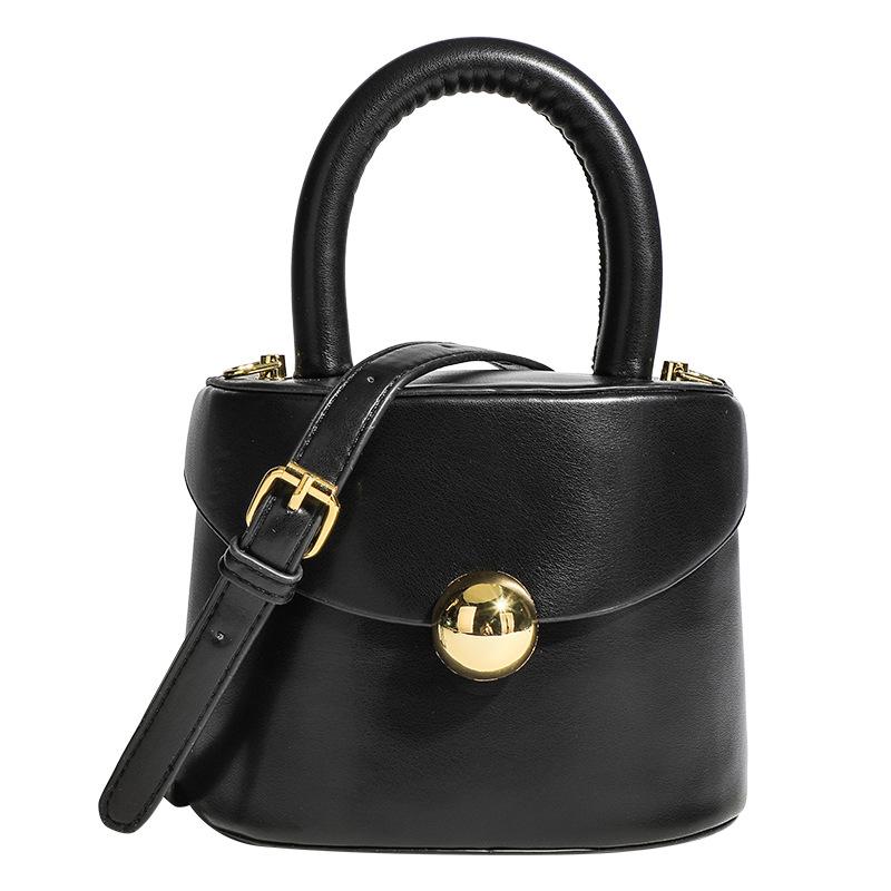 2025 autumn and winter, popular handbags outside, women's new trendy fashion and versatility, shoulder messenger bag, bucket bag.