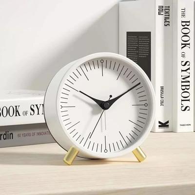 4.5 inç Alarm Saati Analog Tik Tak Etmeyen Sessiz Küçük Masa Saati Arka Aydınlatmalı Oturma Odası, Yatak Odası için