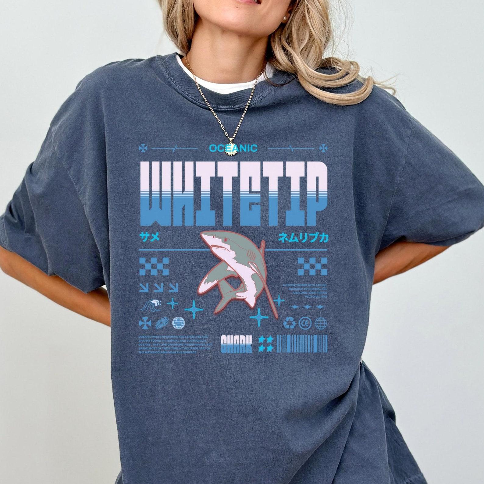 Shark Comfort Colors T-shirt, Vintage Ocean Graphic Tee S