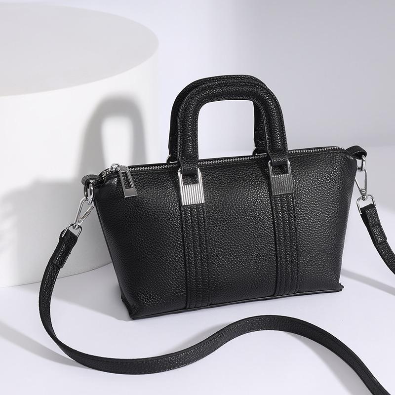 Hand-held Fashionable Casual Bucket Bag Women's New High-end Simple Commuter Bag Trendy One-shoulder Crossbody Women's Bag