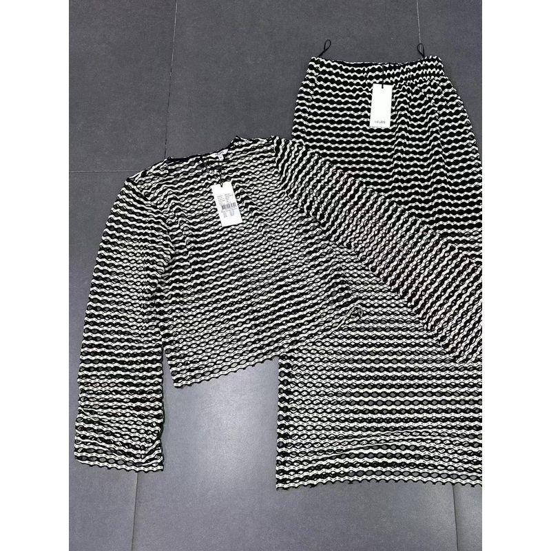 Yan Zi Export Fashionable Sexy Fishnet Tops + Skirt Cut Out See-through Flare Sleeve Tops