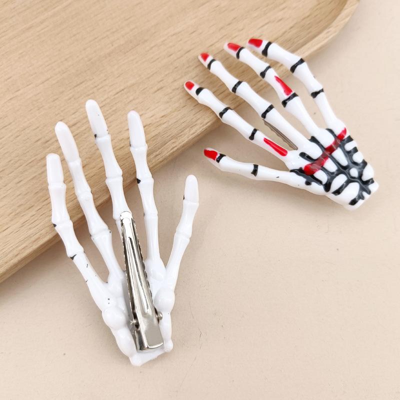1/2Pcs New Creative Skull Hand Bone Hairpin Gripper Ghost Skeleton Hair Clips Hairclips Bone Claw Hair Accessories Gift Hairclip