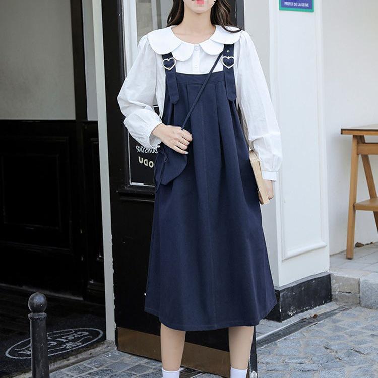 Petite College Style Two-Piece Skirt Set for Women - Autumn and Spring Casual Dress in Milk Tea Style.