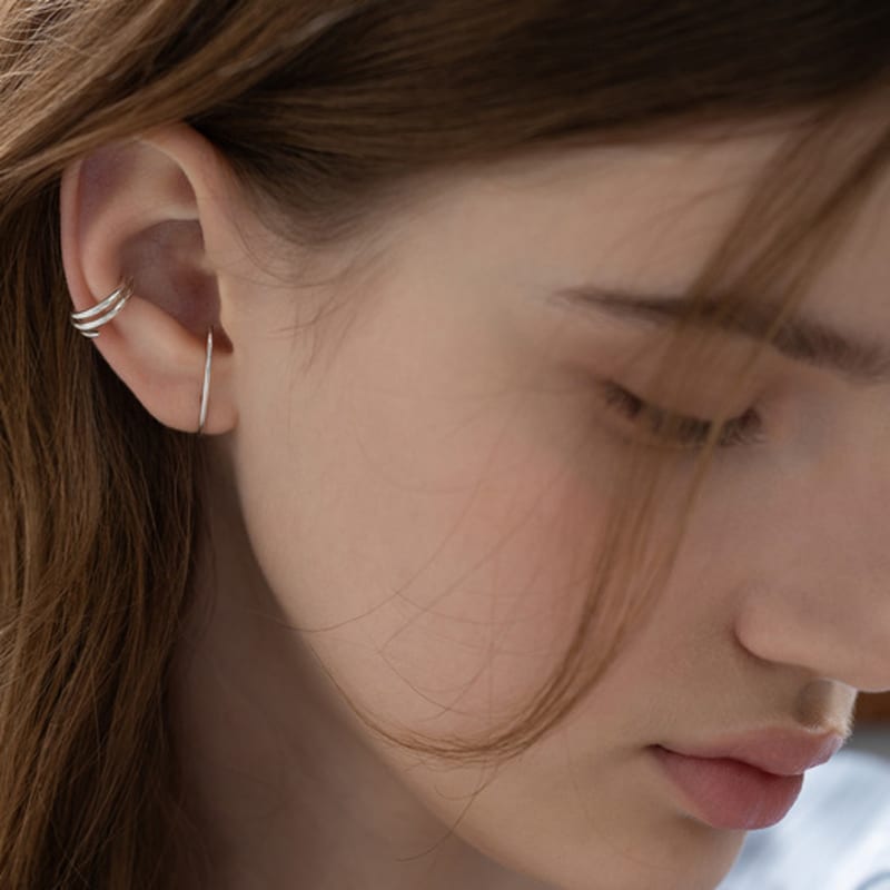 TATIANA (925 Silver) Arc Line Earrings EC3176