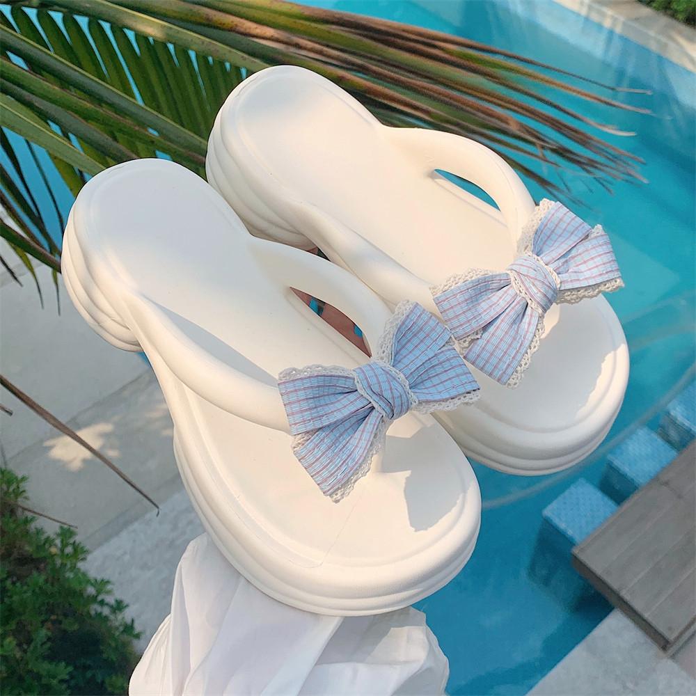 Cute bow and flip flops for students, casual wear on the beach, sandals for women, summer
