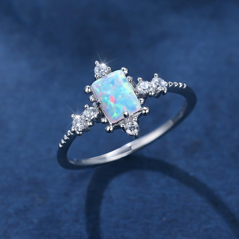 

Sterling silver white diamond ring on the rectangular edge, retro temperament personalized versatile ring jewelry No. 10