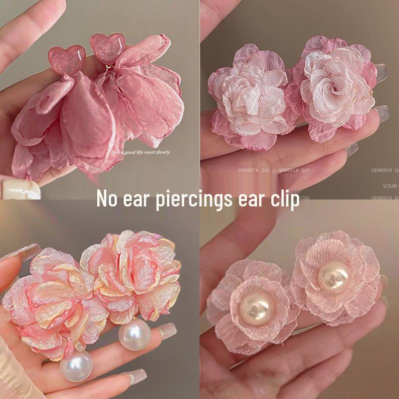 Pendientes de Clip de Flores Nuevos y Elegantes para Mujer 2025 - Diseño Nicho de Verano, Joyería de Alta Gama para Orejas No Perforadas