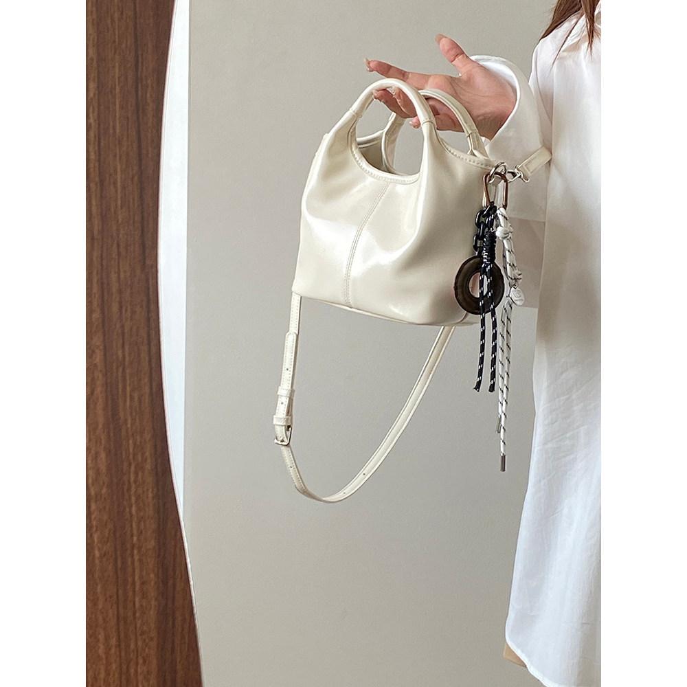 IELGY Fashionable All-Match Portable Commuter Messenger Vegetable Basket Bag