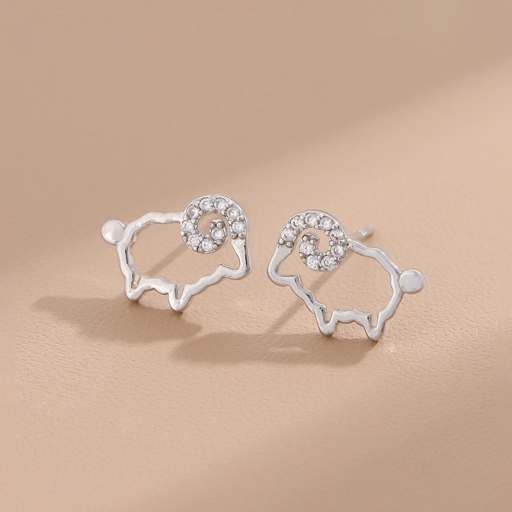 Szykowna biżuteria z cyrkoniami, kolczyki zodiakalne Mała Owca dla kobiet