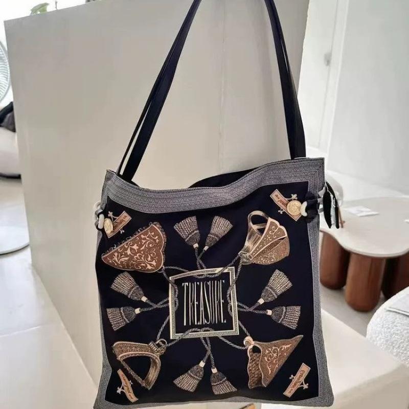 New niche retro satin printed silk scarf bag fashionable large-capacity portable shoulder bag trendy