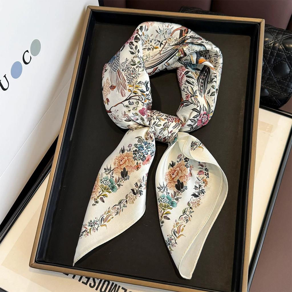 Fashion 100% Nature Real Silk Square Scarf Women Female Foualrd Neckerchief Summer Beach Scarves Shawl Bandana Hijab Pashmina