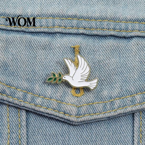 Canvas Bag Brooch Pin, Pigeon Olive Branch Design Lapel Metal Three-dimensional Bird Pin Backpack Decorative Badge for School Clothes Accessories