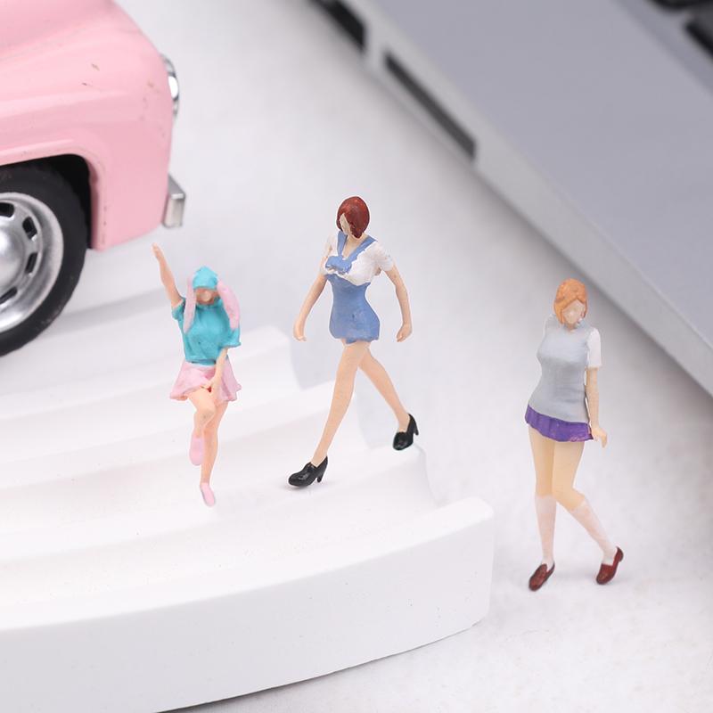 1/64 Scale Model Figurine Mini Skirt Girls Collectible Doll Exquisite Figure For Fans In Scale Diecast Model Car