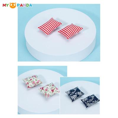 2PCS Adorable 1/12 Dollhouse Miniature Flower Cloth Cushions For Sofa Couch Bed For For Figure House Furniture Playthings Figure Accessories