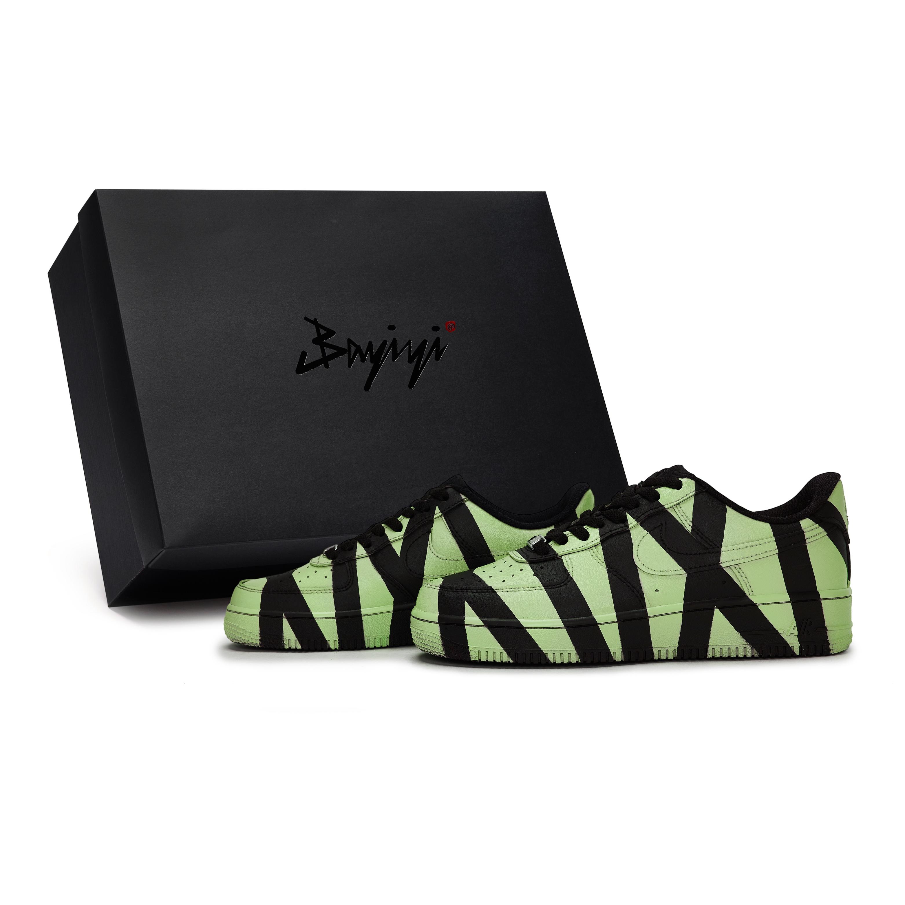 

Nike Air Force 1 Low top Skateboard Shoes Unisex Black Green CW2288-001(Team80-S-BOX) 37.5