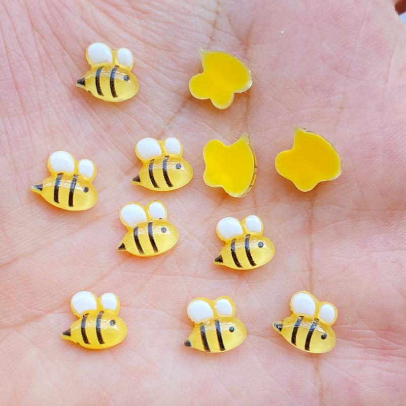 50/100 Pcs New Mini Kawaii Cartoon Honeybee Resin Scrapbook Rhinestones 3D For DIY Manicure Accessories Decorations