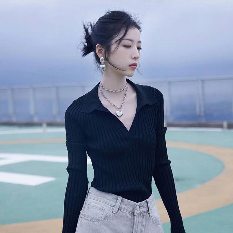 

French Style Celebrity V-Neck Striped Knit Top - Women s Slim Fit Versatile Polo Collar Shirt Large