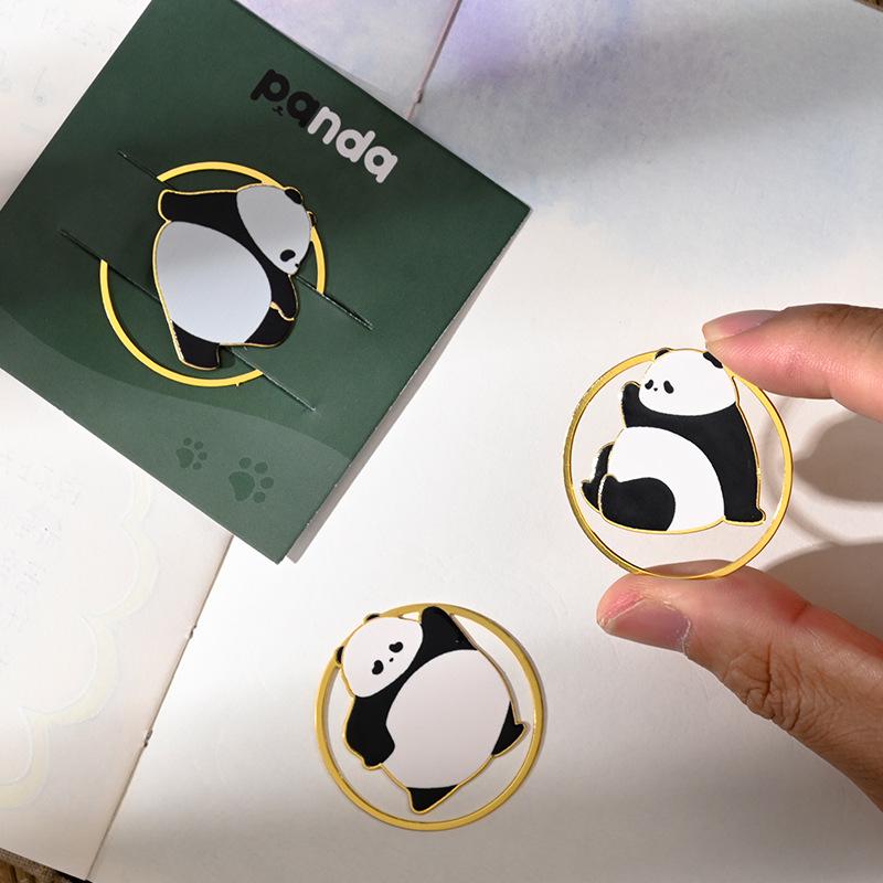 Exquisite Panda Metal Bookmark: Chinese Style Student Page Holder - Practical, Creative, and Cultural Gift