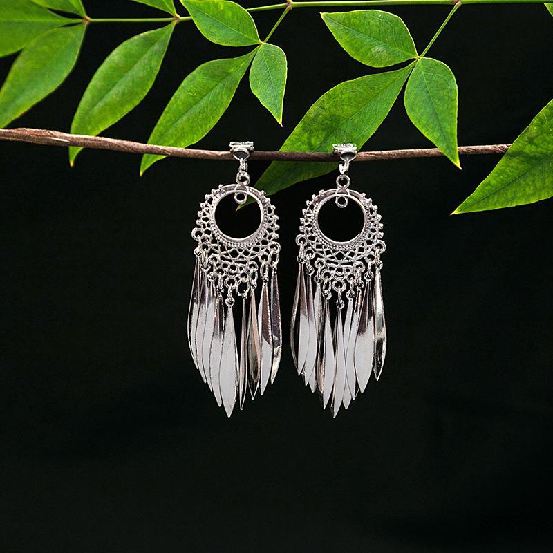 European and American cross-border ethnic style geometric fringed ear clips, Miao Yin retro and elegant minority earrings without piercings, women