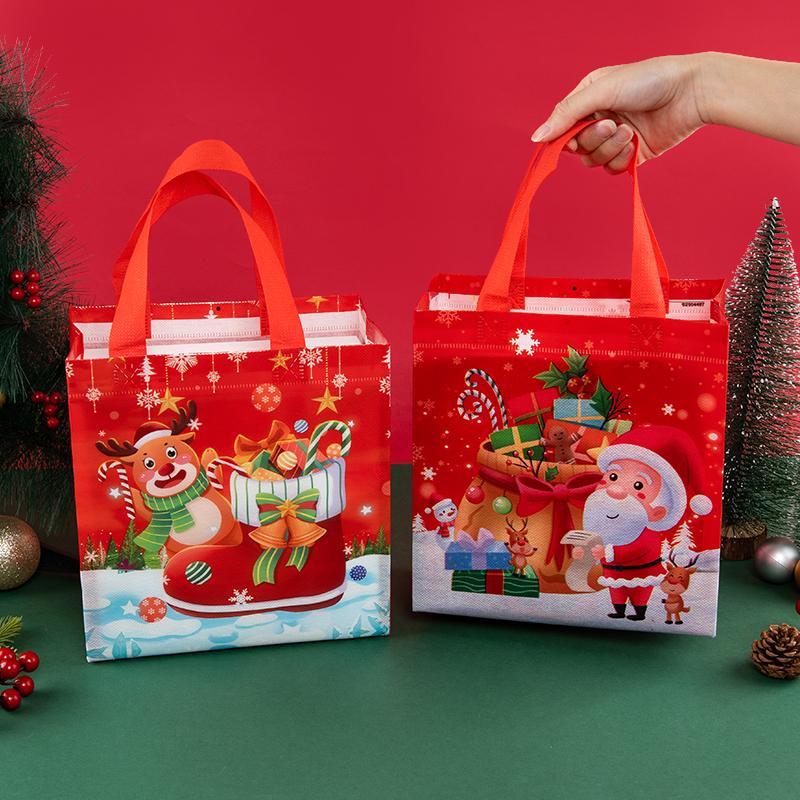 12/30pcs Christmas non woven tote bags reusable gift bags with reindeer print for kids candy cookies and treats party supplies