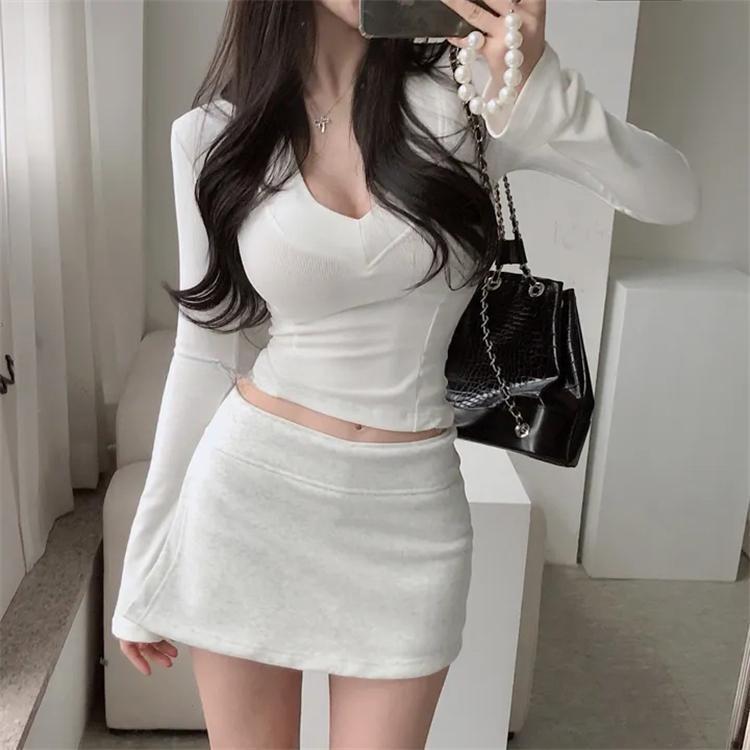 Chemise élégante style coréen à côtes, col en V, cintrée à la taille, coupe ajustée, manches longues