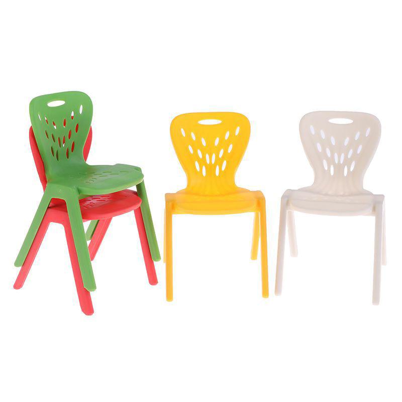 2Pcs Dollhouse Leisure Chairs Plastic Hole Backrest Chairs Miniature Furniture Photo Props Doll Accessories Mini Backrest Chairs