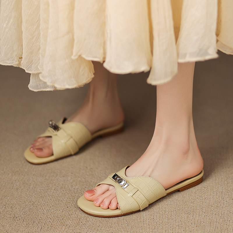 Krazing Pot Cow Skin Mules Summer Size 42 Low Heels Luxury Shoes Metal Decoration Women Superstar Women Peep Toe Slip on Sandals